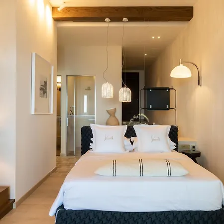 My Cave Blue Iconic Designer By The Sea Villa *