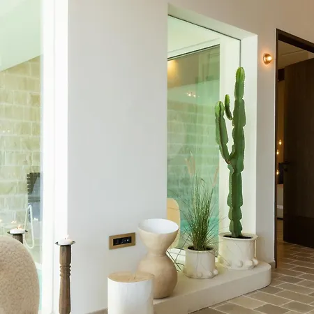 My Cave Blue Iconic Designer By The Sea فيلة